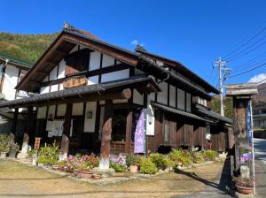 蕎麦街道　砥草庵